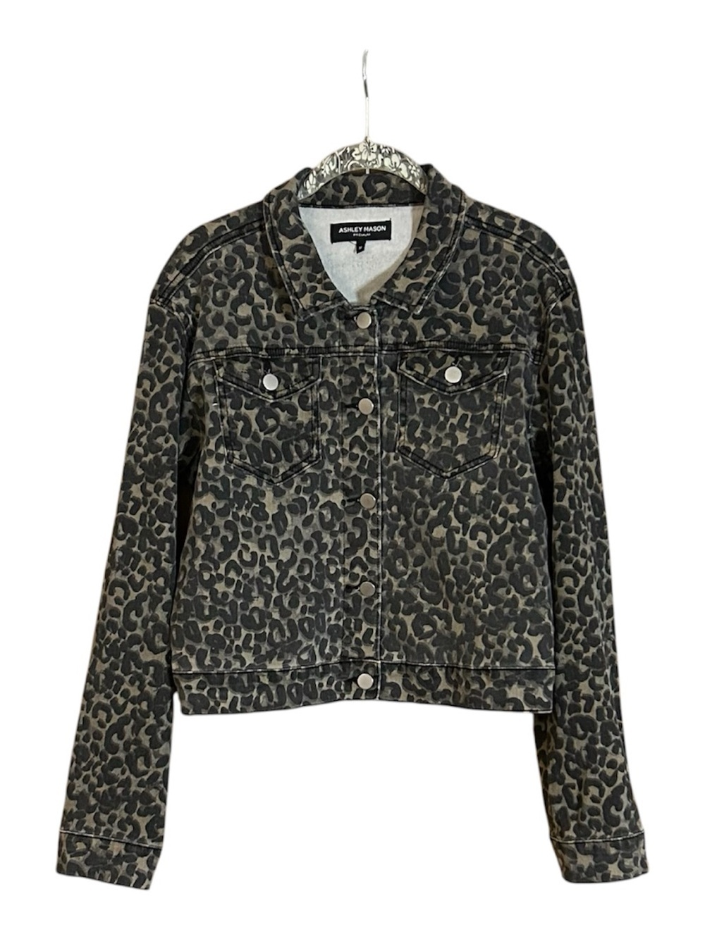 Ashley Mason Premium Leopard Print Cropped Denim Jacket M